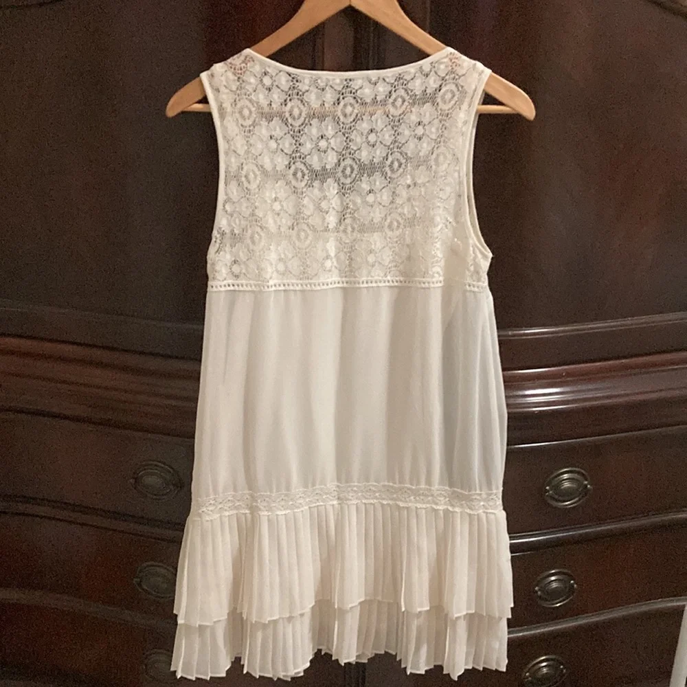 Romantic Dress - Picture 4 of 8